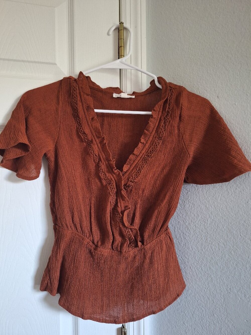 MINE Rust Orange Crinkle Gauze Faux Wrap Peplum Blouse Lace Trim